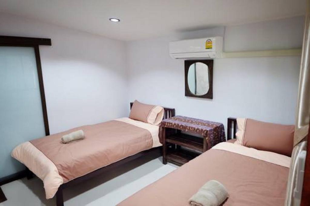 Baan Bunyat Hotel Chiang Mai Luaran gambar